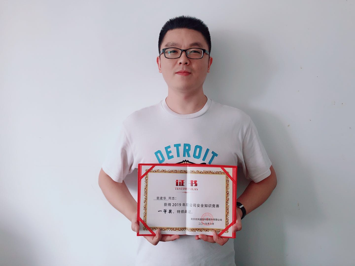 千亿官网|千亿官网|欣网通信