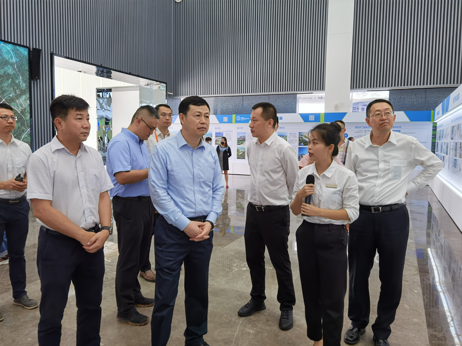 千亿官网|千亿官网|欣网通信